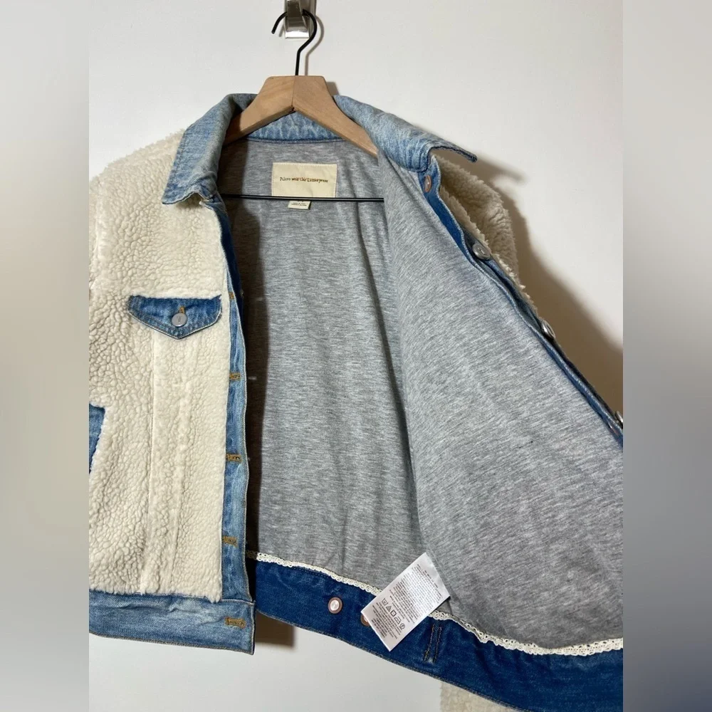 Pilcro and the Letterpress Anthropologie Sherpa & Denim Trucker Jacket S